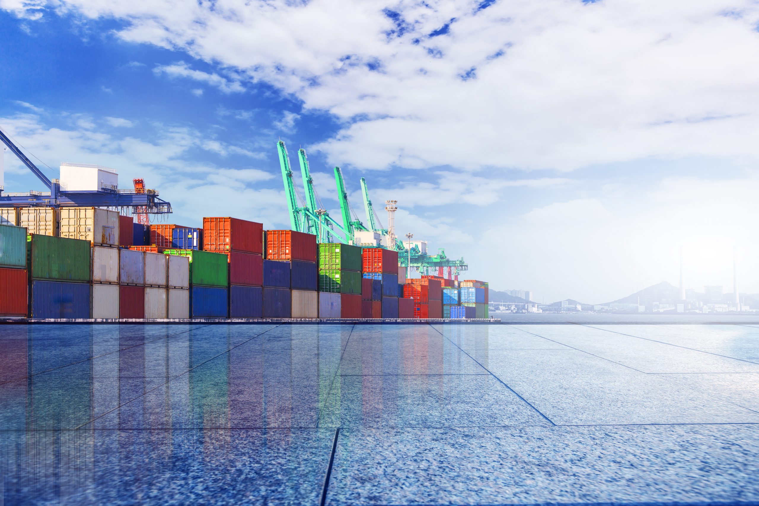 container terminal?Wharf, transport